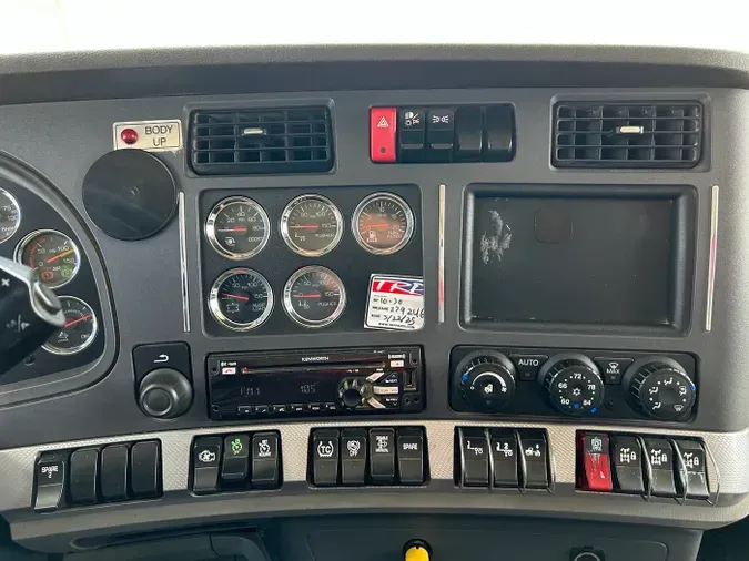 2020 Kenworth T880
