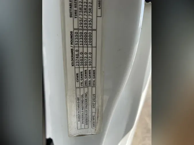 2020 Peterbilt 579