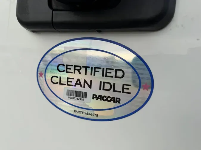 2021 Peterbilt 579b27350e260c96b76191135204a577875