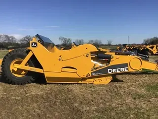 2021 JOHN DEERE 2412DE