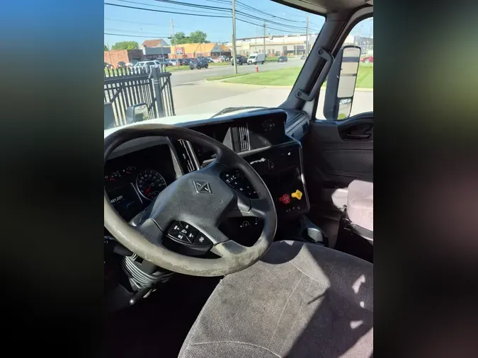 2020 NAVISTAR INTERNATIONAL LT625 SLPR CAB