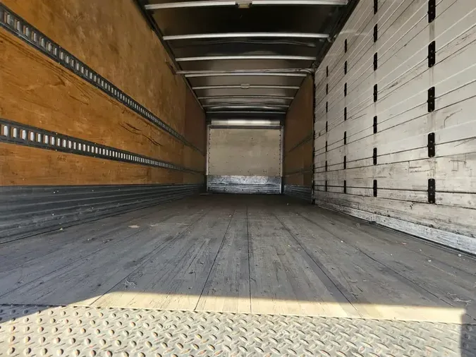 2019 FREIGHTLINER/MERCEDES M2 106