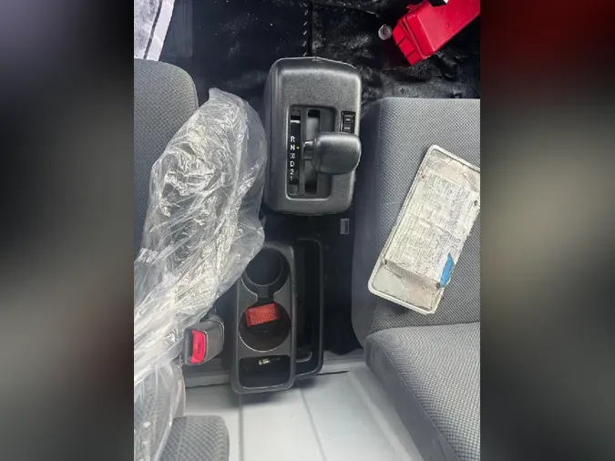 2016 HINO 338 Derated