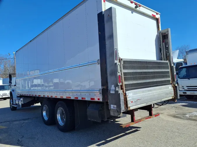 2017 FREIGHTLINER/MERCEDES M2 106