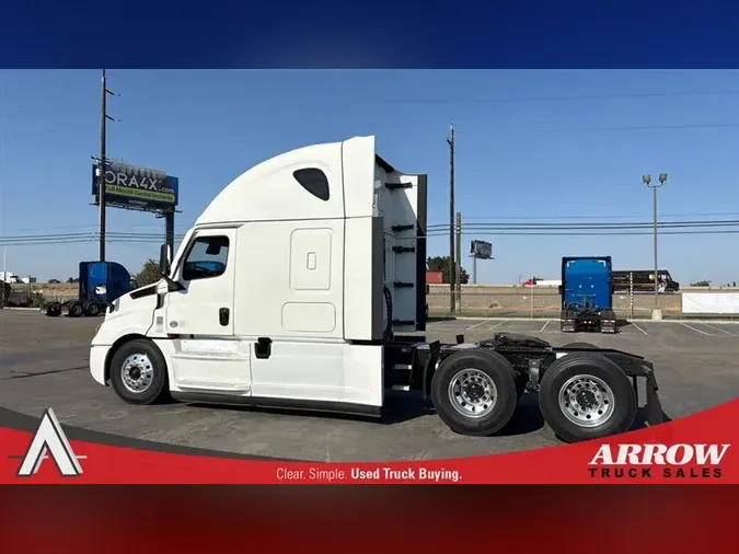 2022 FREIGHTLINER CA126