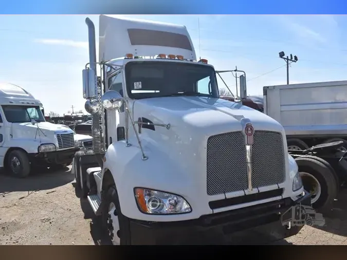 2015 KENWORTH T440