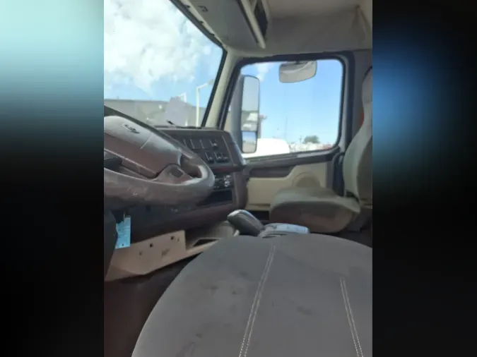 2016 VOLVO VNL42TRACTORb282b5d9206d9916134d63c2a094e0bc