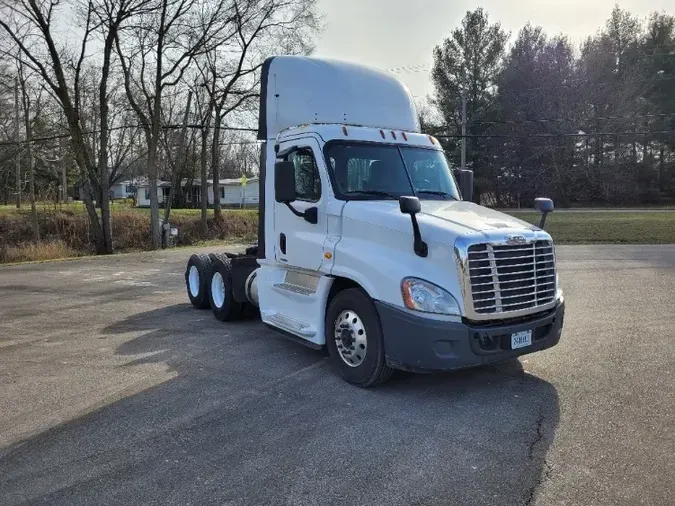 2016 Freightliner X12564STb2846bc34f969db7166d7a5a0a569ede