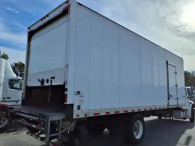 2018 FREIGHTLINER/MERCEDES M2 106