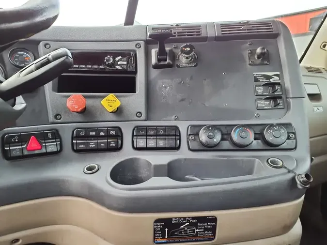 2020 FREIGHTLINER/MERCEDES CASCADIA 125