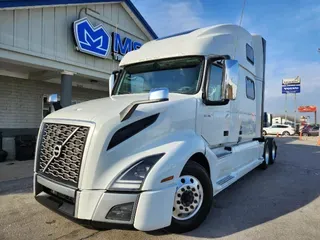 2021 VOLVO VNL64T860