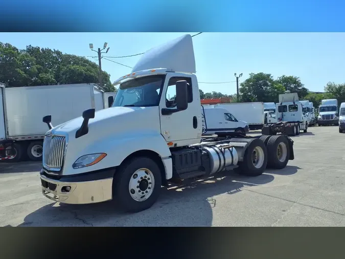 2019 NAVISTAR INTERNATIONAL LT625 DAYCAB T/Ab28f128575a5f8409a59be1543bb7384