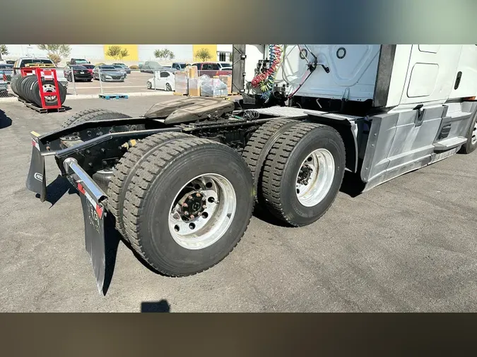 2021 Freightliner Cascadia