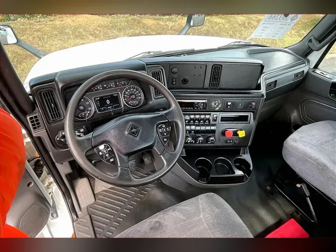 2021 INT LT625 6x4