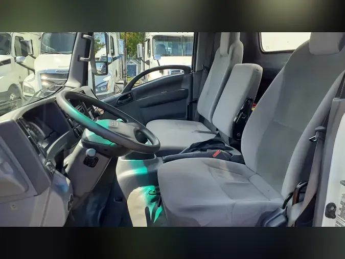 2019 ISUZU NPR HDb2982685686184a3dd0040de66b37e01