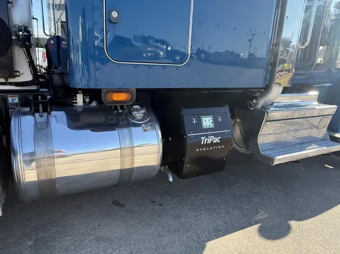 2022 Peterbilt 389b298554fc7fdcadf2b9bbcbddc868587