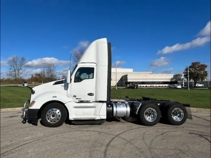 2022 Kenworth T680