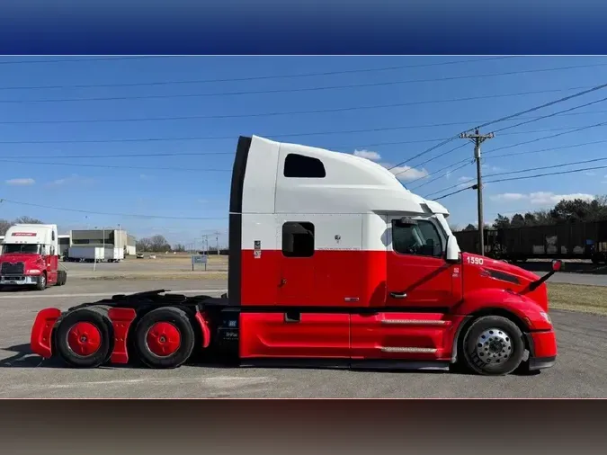 2023 PETERBILT 579