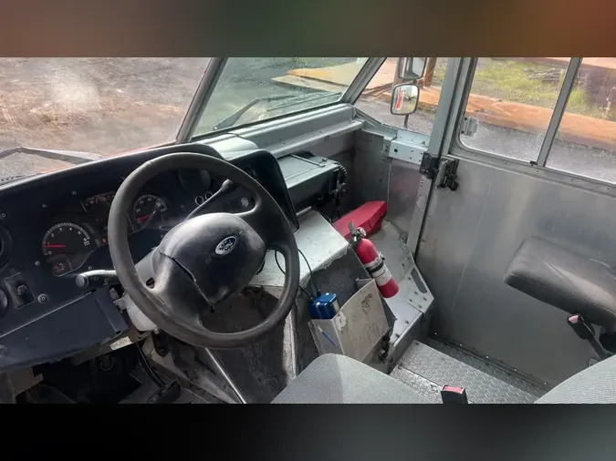 2014 FORD MOTOR COMPANY E450-SUPER DUTYb2a1432c6ecdb5213d157fa190b7a4d8