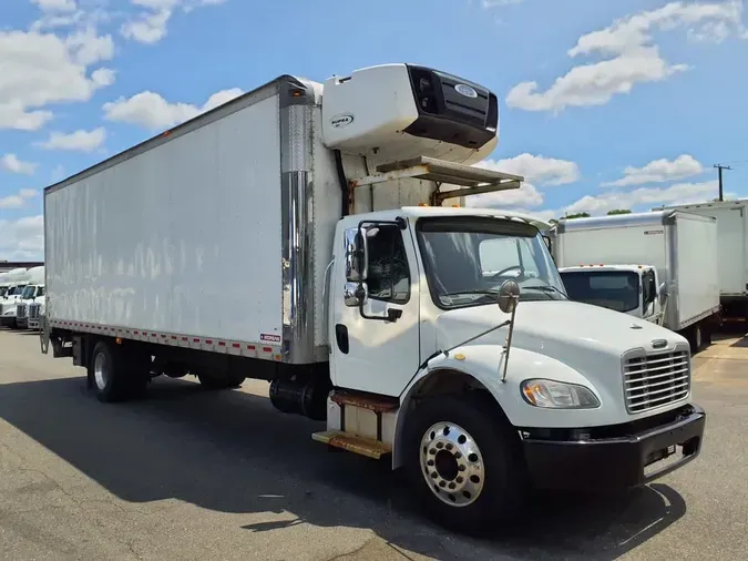 2018 FREIGHTLINER M2 106