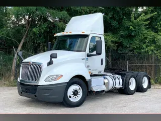 2019 INT LT625 6x4