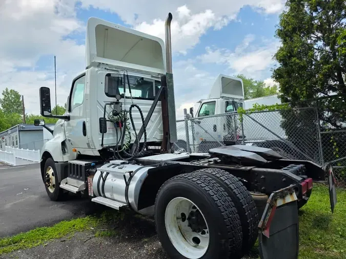 2020 NAVISTAR INTERNATIONAL LT625 DAYCAB S/A