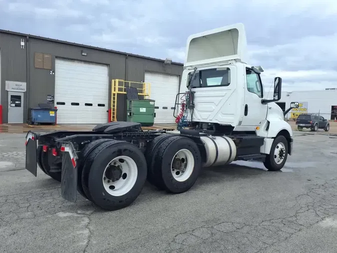 2019 NAVISTAR INTERNATIONAL LT625 DAYCAB T/A