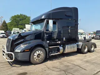 2019 VOLVO VNL64T-760