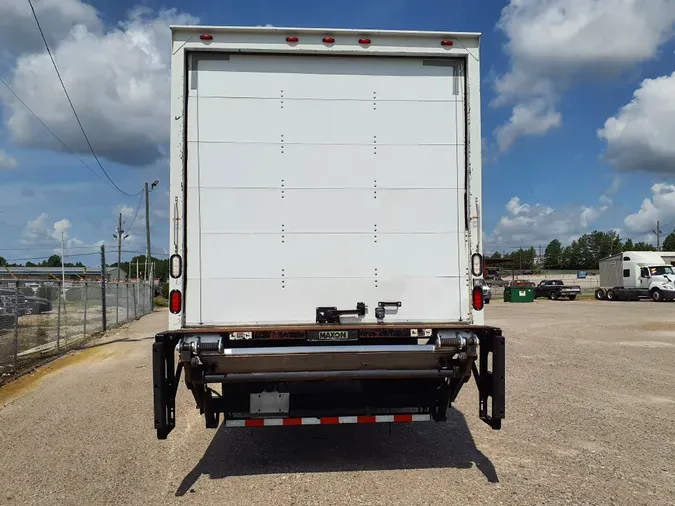 2016 FREIGHTLINER/MERCEDES M2 106