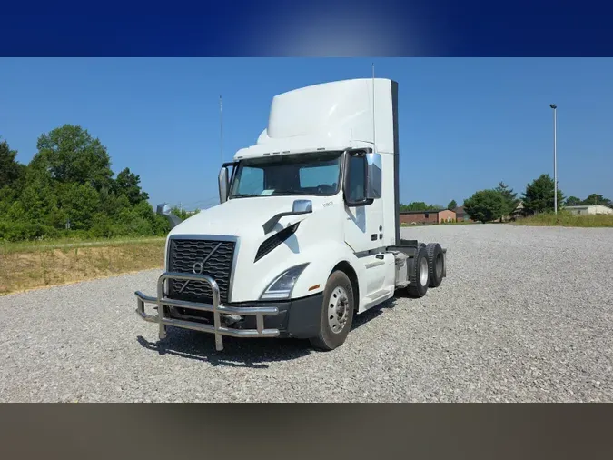 2018 Volvo VNL300
