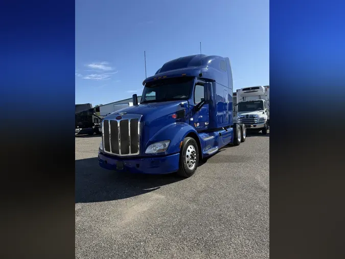 2022 Peterbilt 579