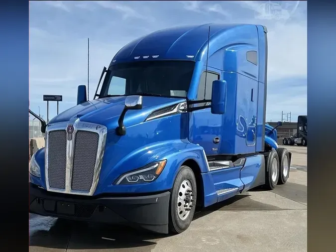 2023 KENWORTH T680b2b9bd92134dd518fd364e90dd7834cb