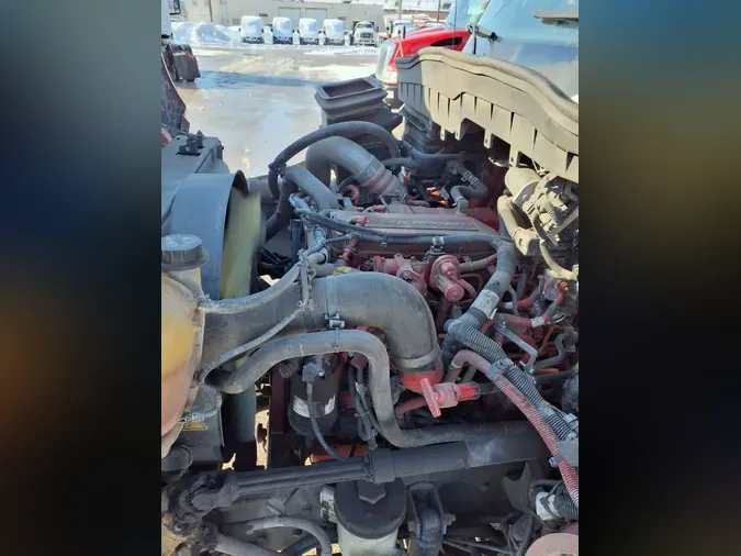 2020 NAVISTAR INTERNATIONAL MV607 (4X2)