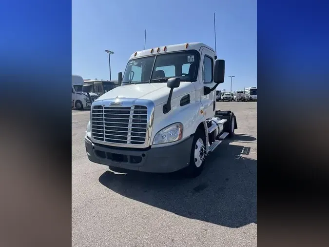 2016 Freightliner Cascadia