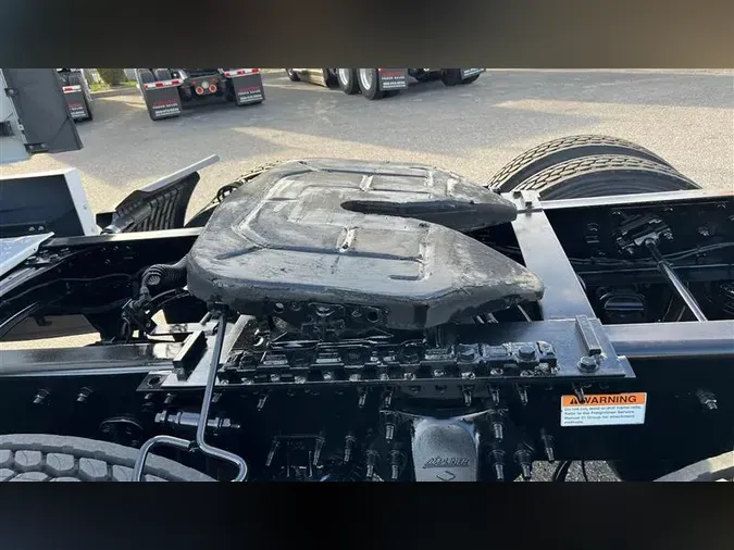 2020 FREIGHTLINER CA126