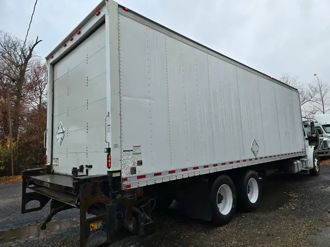 2017 FREIGHTLINER/MERCEDES M2 106