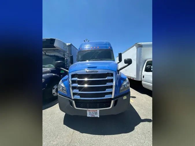 2020 FREIGHTLINER NEW CASCADIA PX12664