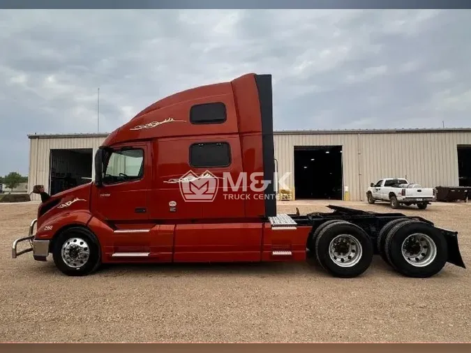 2020 VOLVO VNL64T860