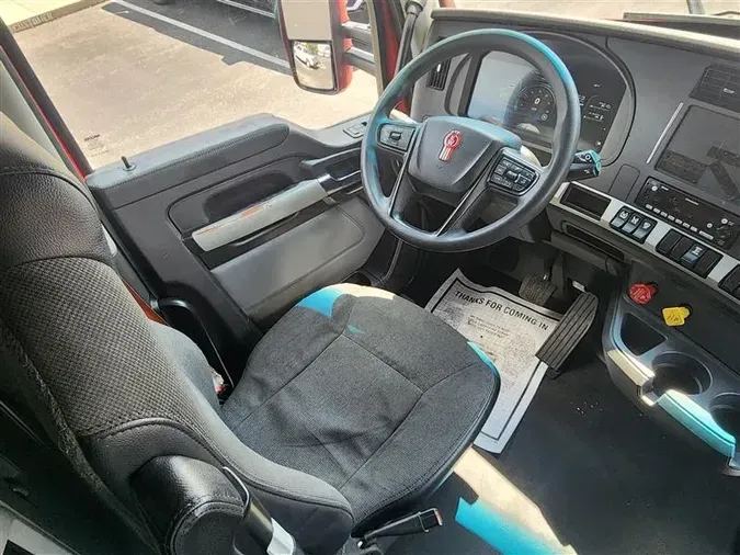 2023 KENWORTH T680