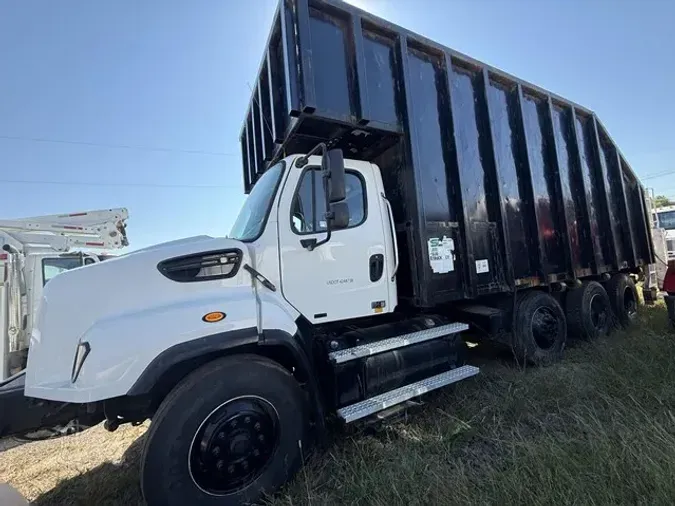 2014 FREIGHTLINER 114SD