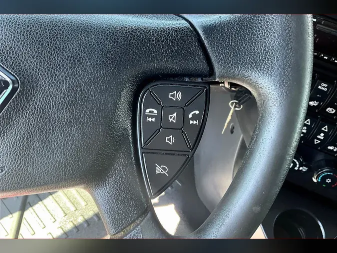 2021 INT LT625 6x4