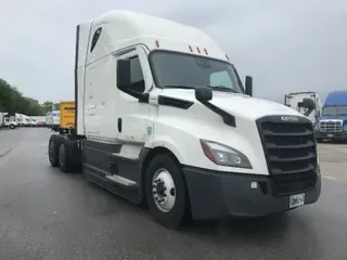 2021 FREIGHTLINER T12664ST