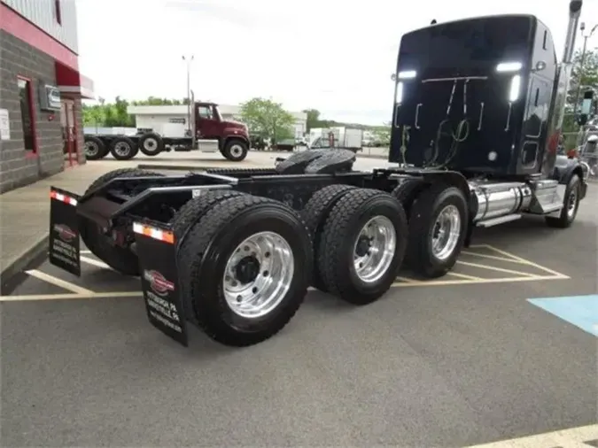 2019 Kenworth T800