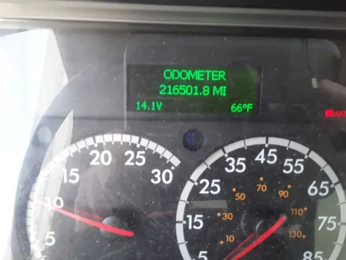 2018 FREIGHTLINER M2 106