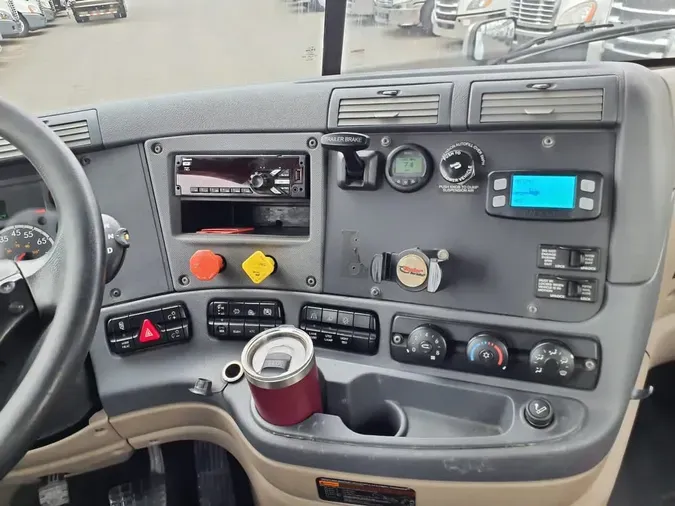 2019 FREIGHTLINER/MERCEDES CASCADIA 125b2d817db705e2760fcf92f2fd27e88a5