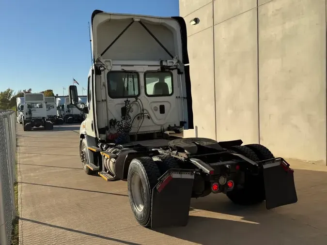 2017 FREIGHTLINER/MERCEDES CASCADIA 113b2db5f63e1dae6f9304d9575fd1140fb
