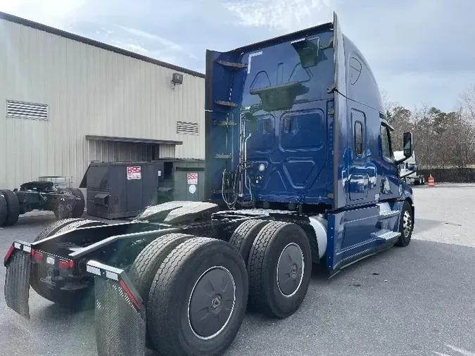 2019 Freightliner T12664ST