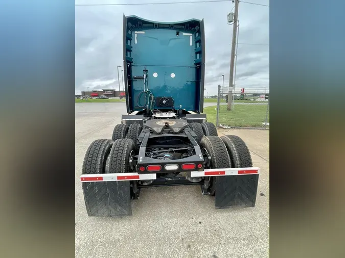 2021 Peterbilt 579b2dd2548f370264faaef3e0b977277ef