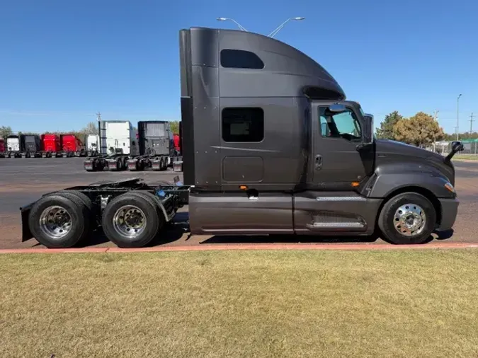 2021 INTERNATIONAL LT625