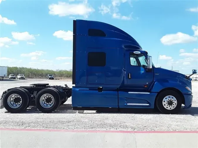 2020 INTERNATIONAL LT